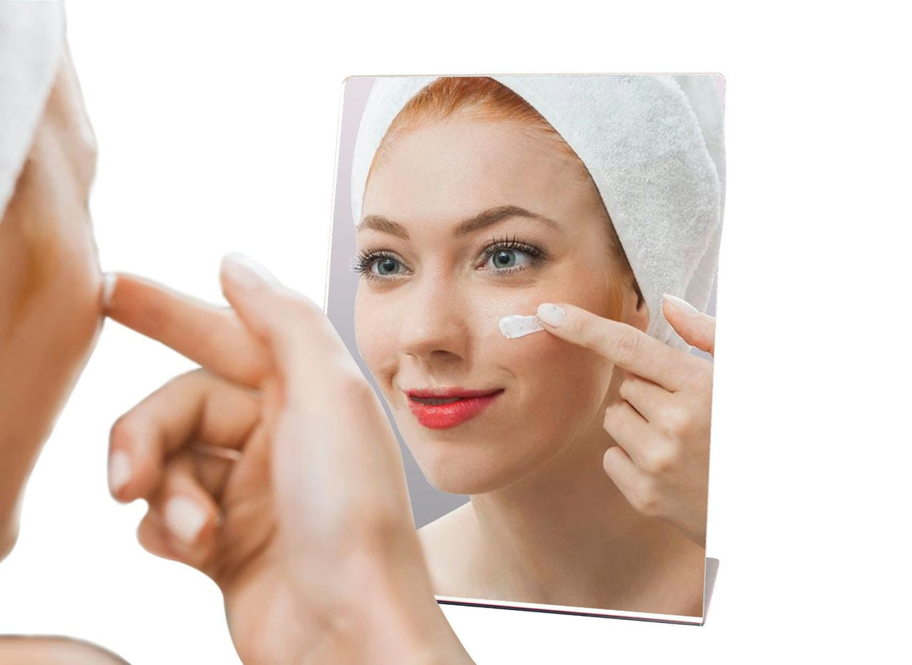 8.5" x 11" Acrylic Mirror Slant Back Freestanding Countertop Display